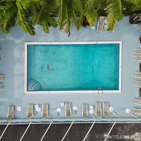 The New Yorker Hotel マイアミ エクステリア 写真